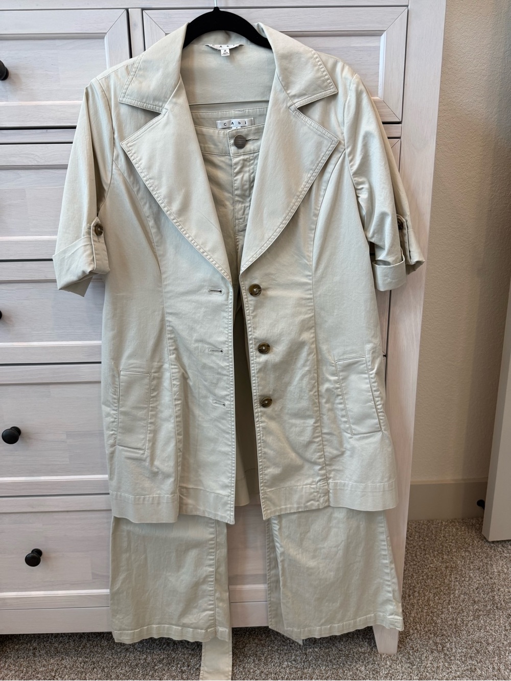CAbi Cream Short Sleeve Belted Trench Jacket Size 4 (also have matching pants) - Picture 5 of 7